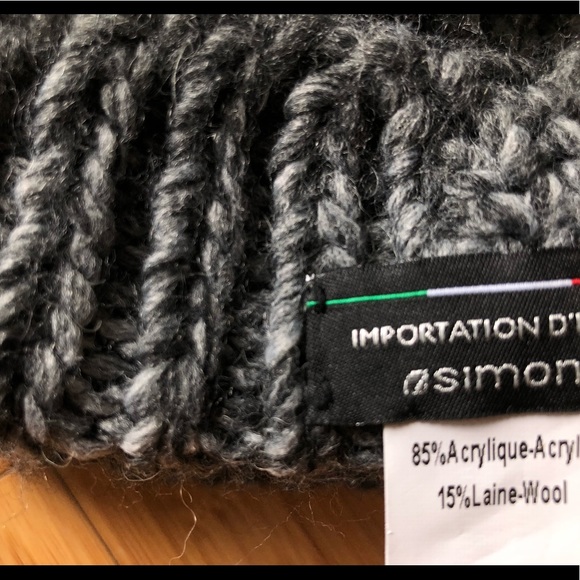 Hat - Picture 3 of 4